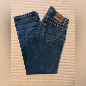 Wrangler Rugged Wear, Relaxed fit in antique indigo